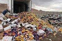 معدوم سازی بیش از ۱۰۰ کیلوگرم مواد غذایی فاسد در اهواز