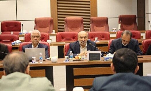 هزینه‌های سرسام‌آور خدمات رفاهی از دوش دانشگاه‌ها برداشته شود