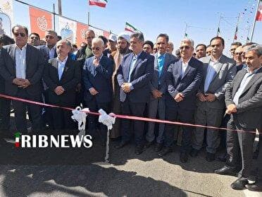 حضور وزیر کشور در آیین افتتاح دو طرح عمرانی