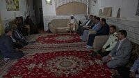 دیدار معاون استاندار با مادر شهیدان کاویانی در بویین میاندشت