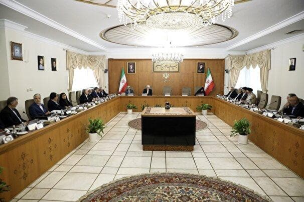 عارف: توسعه و تحکیم روابط تهران-پکن در دستور کار دو کشور است