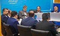 فرماندار نباید پشت میز نشین باشد