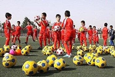جشنواره مدارس فوتبال همدان در سه رده سنی