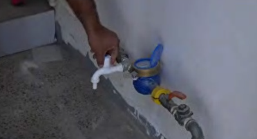 تابستانی سخت با قطعی آب در شهرک شهید کشوری ایلام