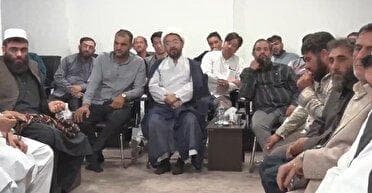 تاکید بر وحدت امت اسلام در دیدار امام جمعه قزوین با اتباع افغانستانی