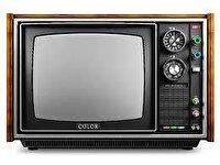 نگاهی به چند برنامه از قاب تلویزیون