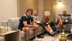 روز شلوغ کادر فنی؛ یک اتومبیل در دبی منتظر ورود ساپینتو بود