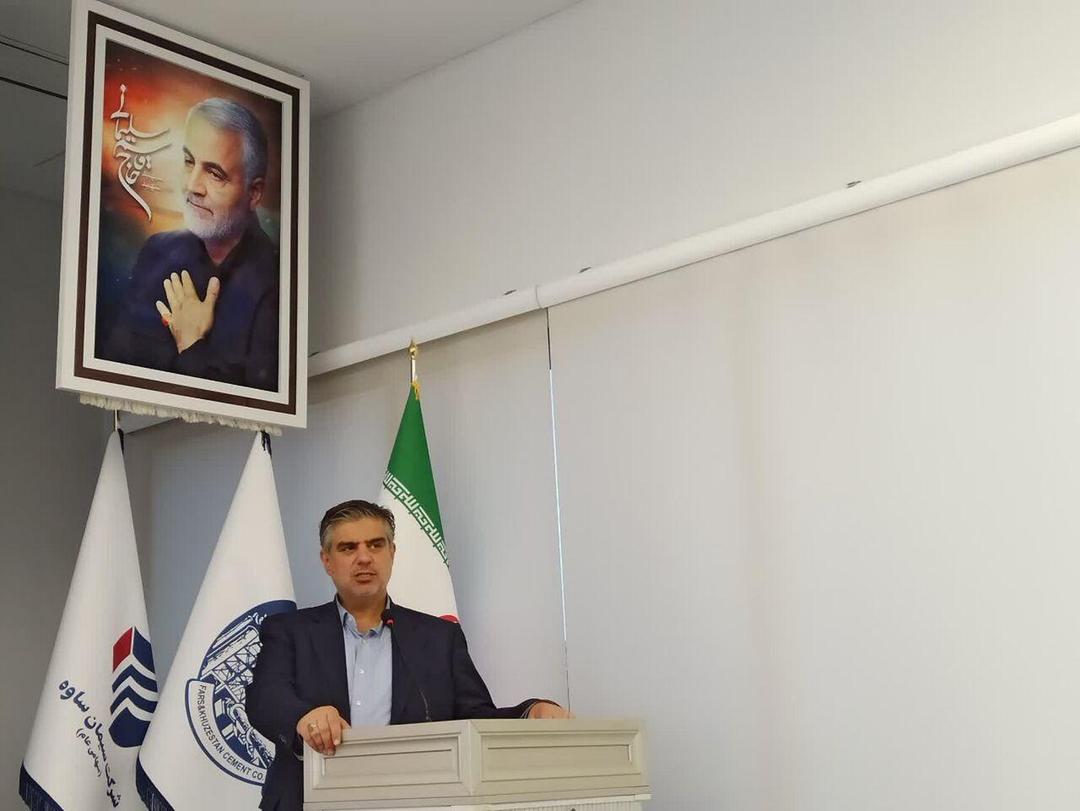 استاندار مرکزی: تامین اعتبار پست ۴۰۰ مگاواتی برق زرندیه در سطح ملی انجام می‌شود