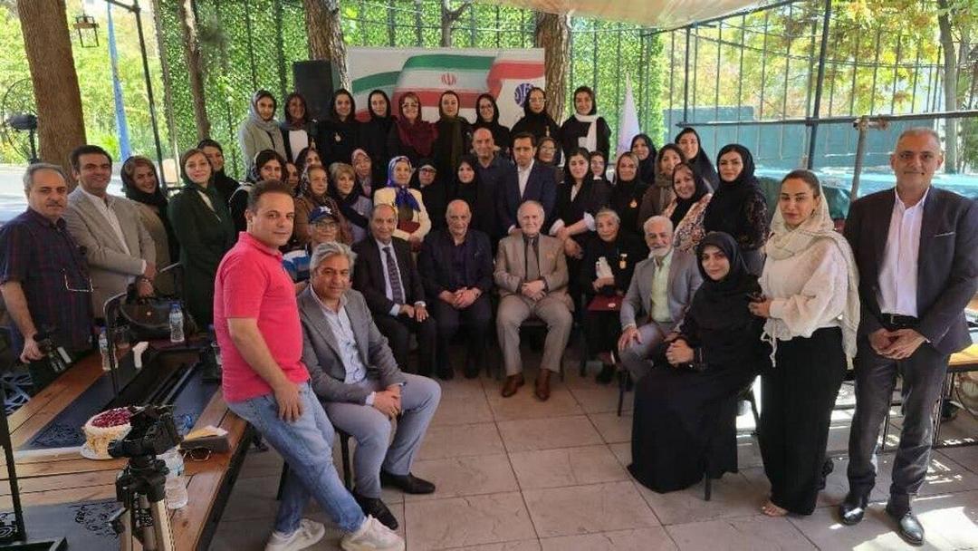 تقدیر انجمن باشگاه‌داران از ٢٣ پیشکسوت ورزشی
