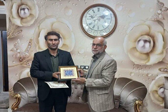 خادم‌القرآن و خیر لرستانی تجلیل شد