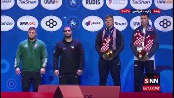 همخوانی میرزازاده با سرود ملی ایران