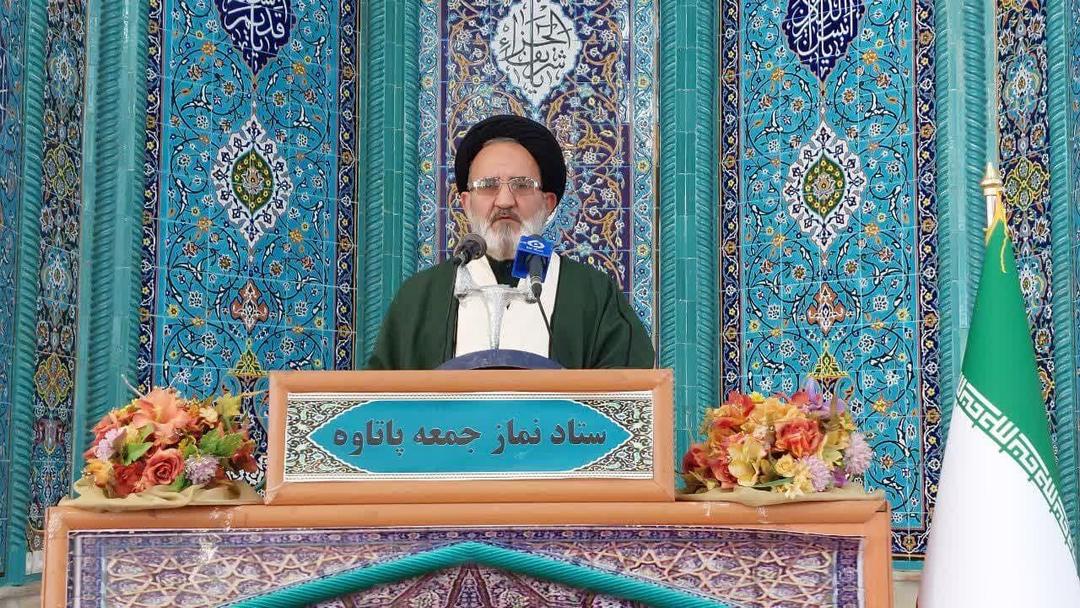انقلاب اسلامی مدیریت بدون اتکا به قدرت‌های خارجی را ثابت کرد