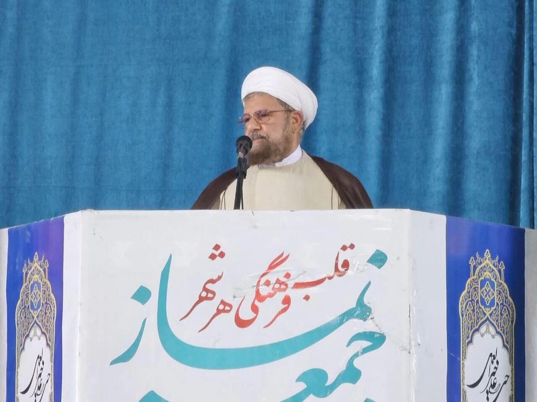 امام جمعه جیرفت: آموزش و پرورش به استعدادیابی دانش‌آموزان توجه بیشتری کند