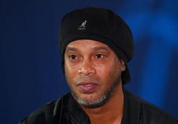 رونالدینیو توپ طلای ۲۰۲۵ را اهدا خواهد کرد