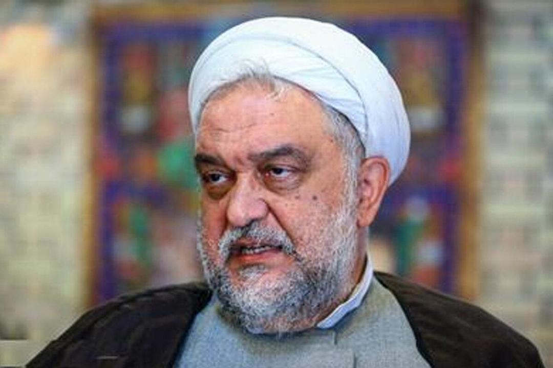 ببینید | روایت عباس امیری‌فر درباره خودکشی در زندان با پارچ پلاستیکی