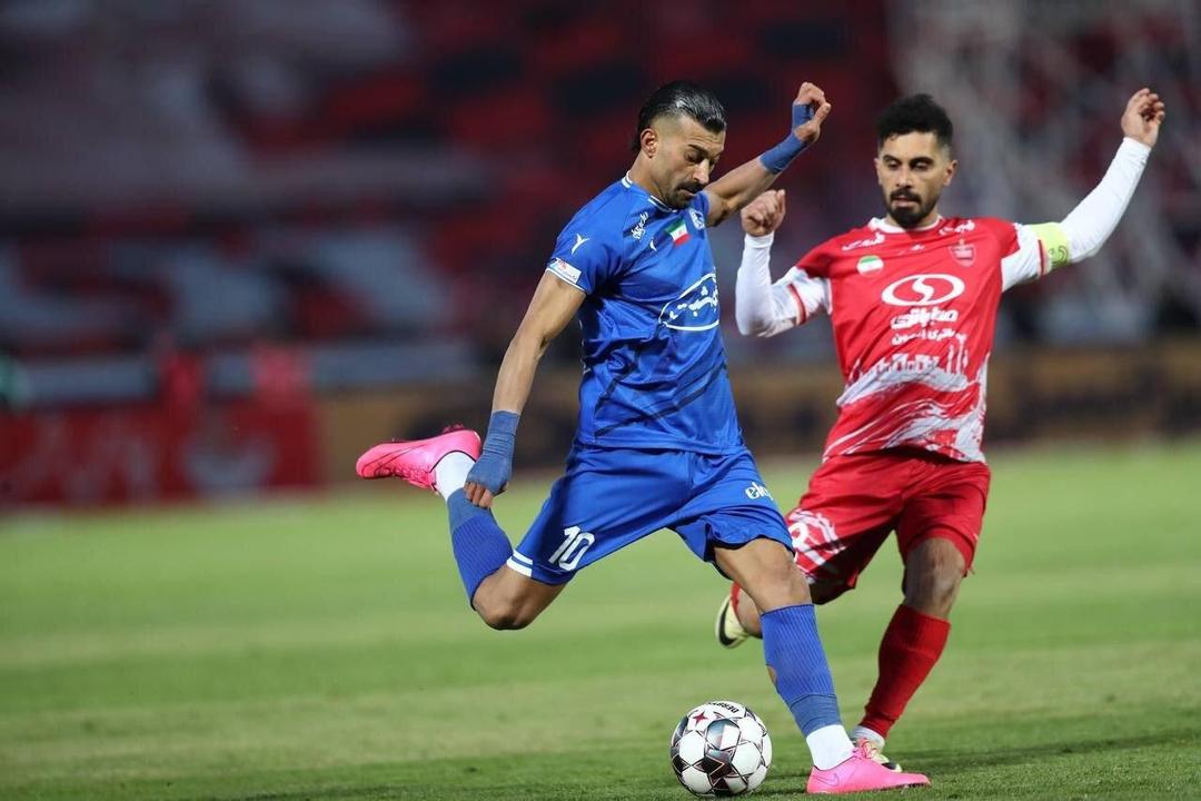 شما نظر بدهید/دلیل نتایج ضعیف استقلال و پرسپولیس چیست؟