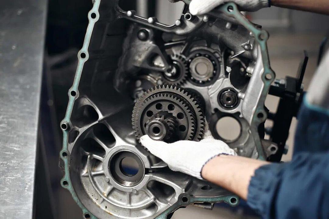 چرا گیربکس خودرو داغ می‌کند؟
