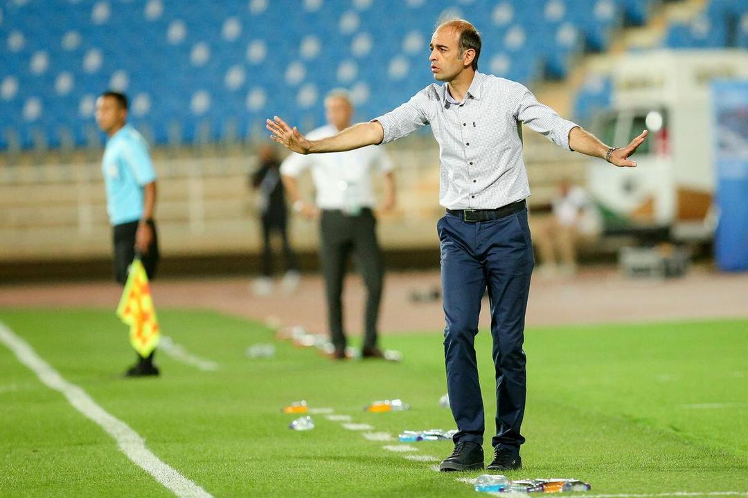 نویدکیا و بحران مدارا کردن با بازیکنان سپاهان!