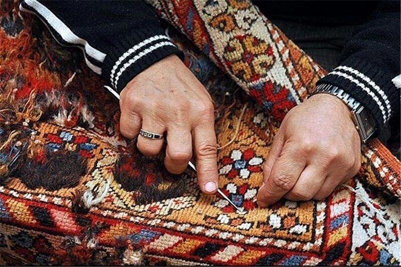 مشاغل خانگی با طعم سوزن‌دوزی؛ هنر دست زنان سیستان و بلوچستان چشم‌انتظار بازارچه