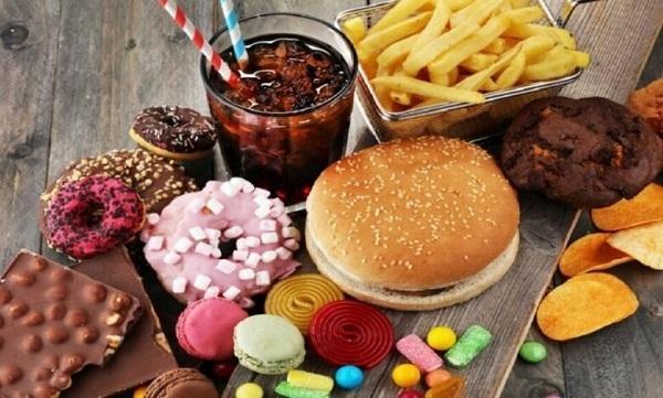 صبحانه به فرزند دانش آموزتان کیک و کلوچه ندهید