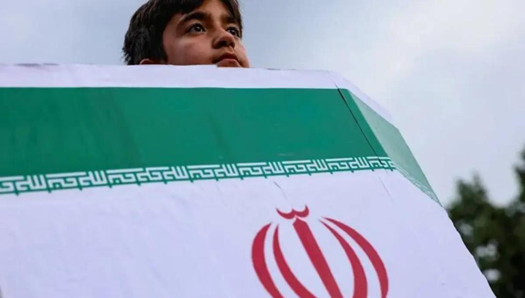 جشن ملی قدردانی از نخبگان؛ دستور رئیس‌جمهوری برای تجلیل از افتخارآفرینان علمی و ورزشی