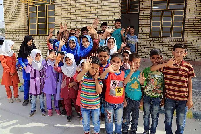 صنعت نفت الفبای فردا را می‌نویسد