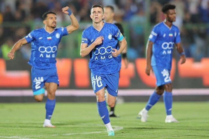 استقلال زور بردن پیکان ۱۰ نفره را نداشت!