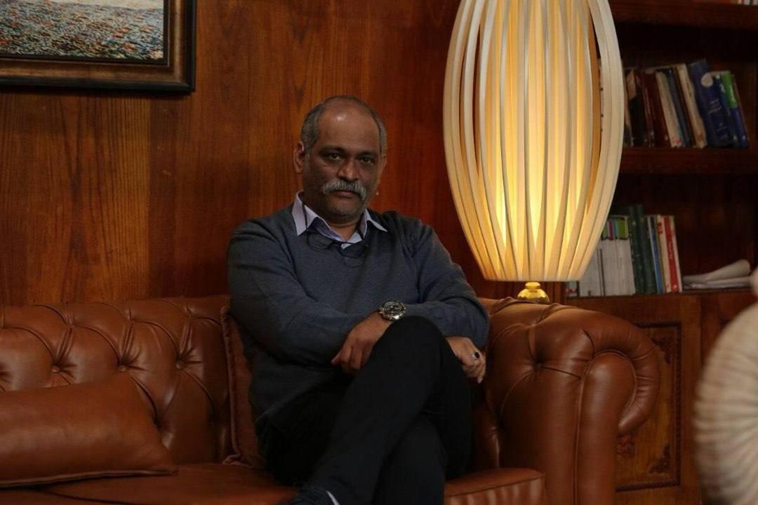 نادر فلاح با یک نمایش جدید به تماشاخانه ایرانشهر می‌آید