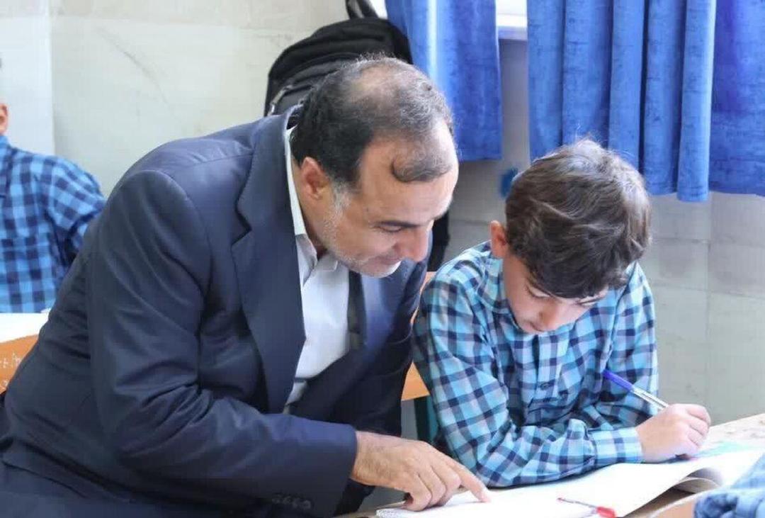 مدیریت شهری محمدیه؛ همراه همیشگی مدارس در آستانه سال تحصیلی  