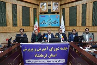 باید میانگین جذب دانش‌آموزان در رشته‌های مهارتی به ۵۰ درصد برسد