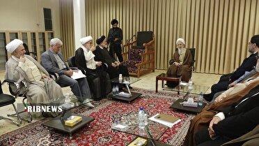 دیدار معاون اجرایی رئیس جمهور با مراجع و علما و بازدید از طرح های بخش درمان