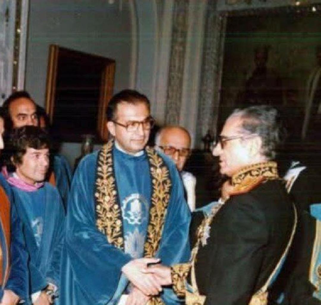 دیدار اساتید دانشگاه شریف با شاه در سال ۱۳۵۶ (عکس)