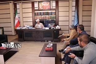 رئیس کل دادگستری زنجان با ۵۸ نفر از مراجعان در ملاقات مردمی دیدار کرد