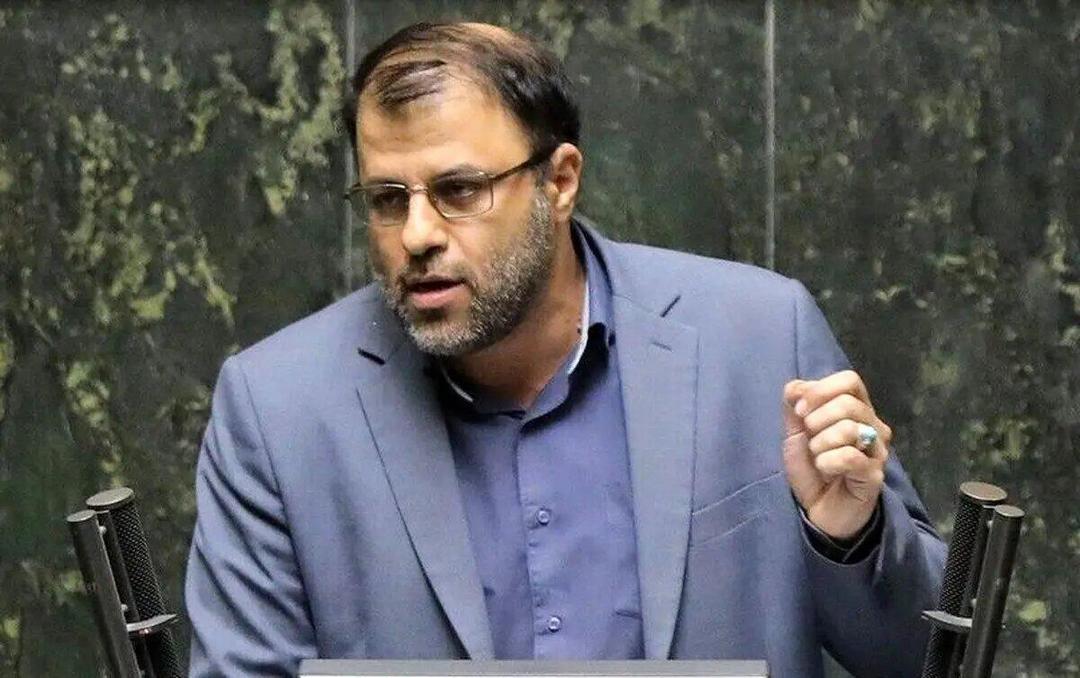 توضیح نماینده مجلس درباره نامه نمایندگان به رهبری برای درخواست ساخت سلاح هسته‌ای + جزییات