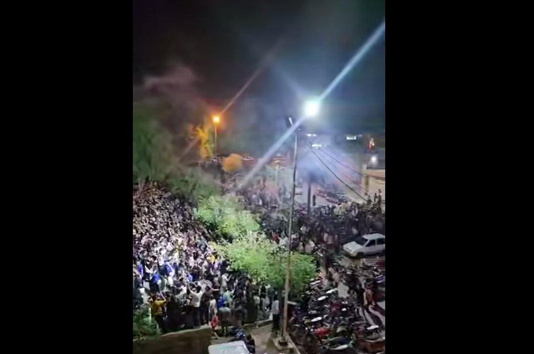 فریاد هزاران دزفولی در جشن پیروزی قهرمانشان+ ویدئو | شمارش معکوس هنگام رسیدن اسماعیلی به طلا