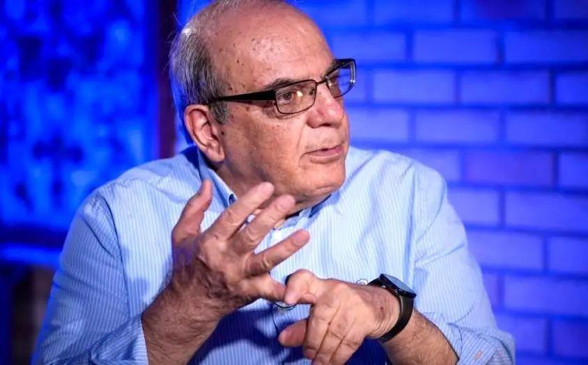عباس عبدی، تحلیل‌گر سیاسی: اگر آقای «پزشکیان» نتواند یا نخواهد مسأله را در تهران حل کند، سفرش به نیویورک زیان محض است/ آقای رئیس‌جمهور، شتر سواری دولا دولا نداریم؛ در صورتی که می‌خواهید سیاست‌های گذشته ادامه یابد، نامزد رقیب خود را با چند نماینده شاخص آن‌ها راهی نیویورک کنید، قطعا صریح‌تر و شفاف‌تر حرف خواهند زد
