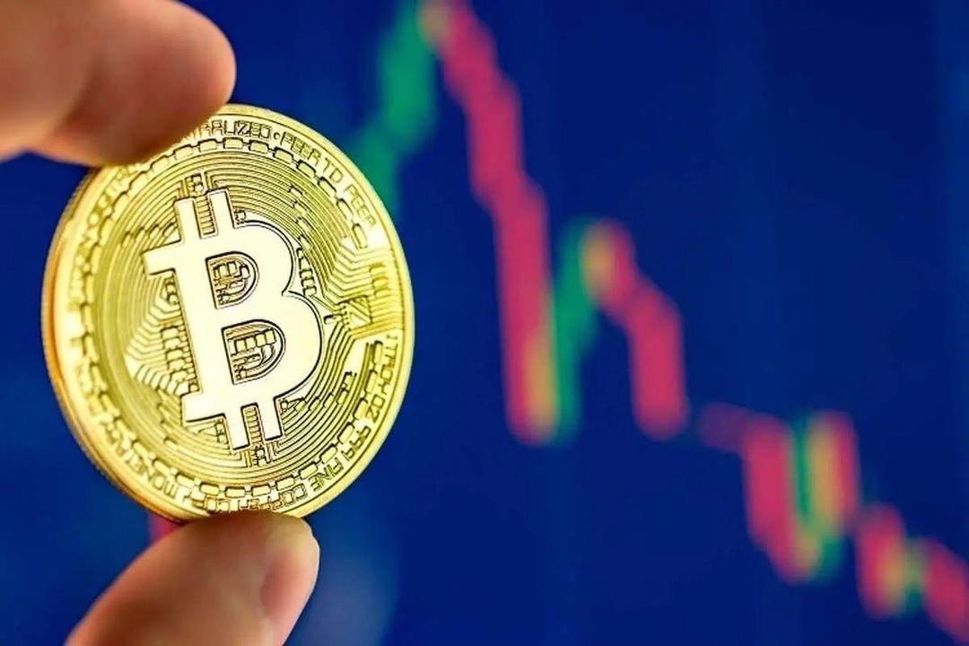 قیمت بیت کوین، امروز دوشنبه ۳۱ شهریور ۱۴۰۴