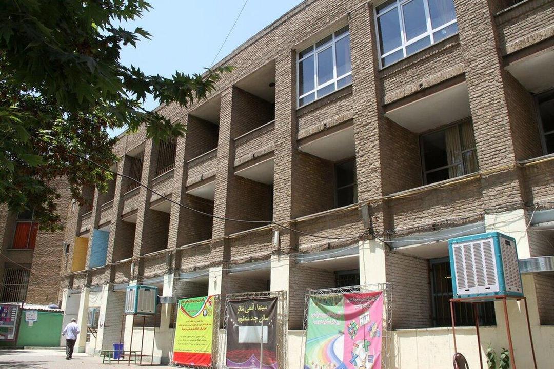 تخریب و بازسازی ۸۰۰ مدرسه نیازمند به بهسازی در تهران