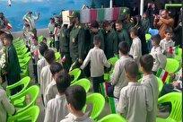 حیاط مدرسه، سنگر ایثار؛ زنگ مهر در کنار تابوت شهید گمنام و یاد شهید دولت‌سرا