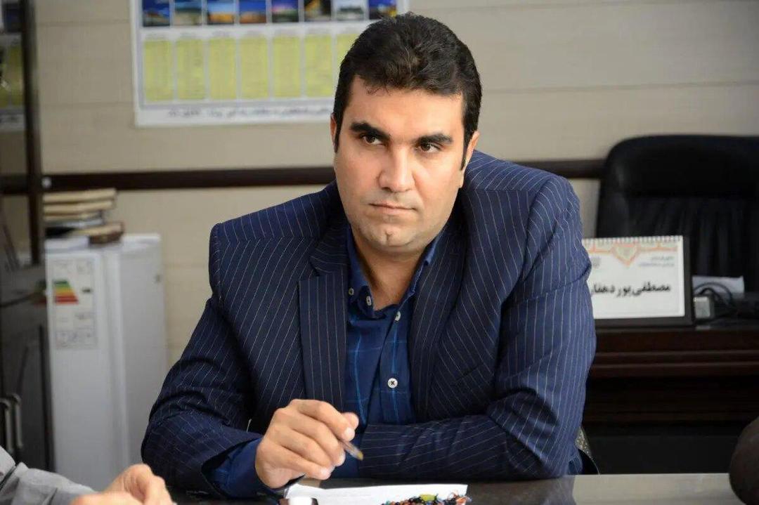 نماینده مجلس: بر سر دوراهی هسته‌ای و جنگ قرار گرفته‌ایم/ باید برجام ۲ شکل بگیرد/ حالت بلاتکلیفی بعد از جنگ اخیر ادامه یابد، تاب آوری مردم کم می‌شود