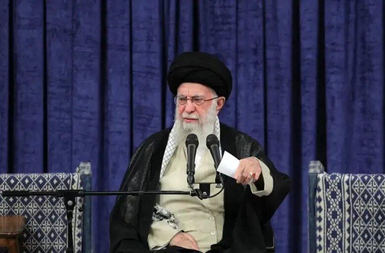 ببینید | رهبر انقلاب: دشمن می‌خواست فتنه‌های خیابانی درست کند / مردم به خیابان‌ها آمدند اما علیه دشمن نه علیه نظام اسلامی