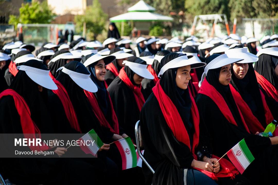 مراسم آغاز سال تحصیلی در قم برگزار شد