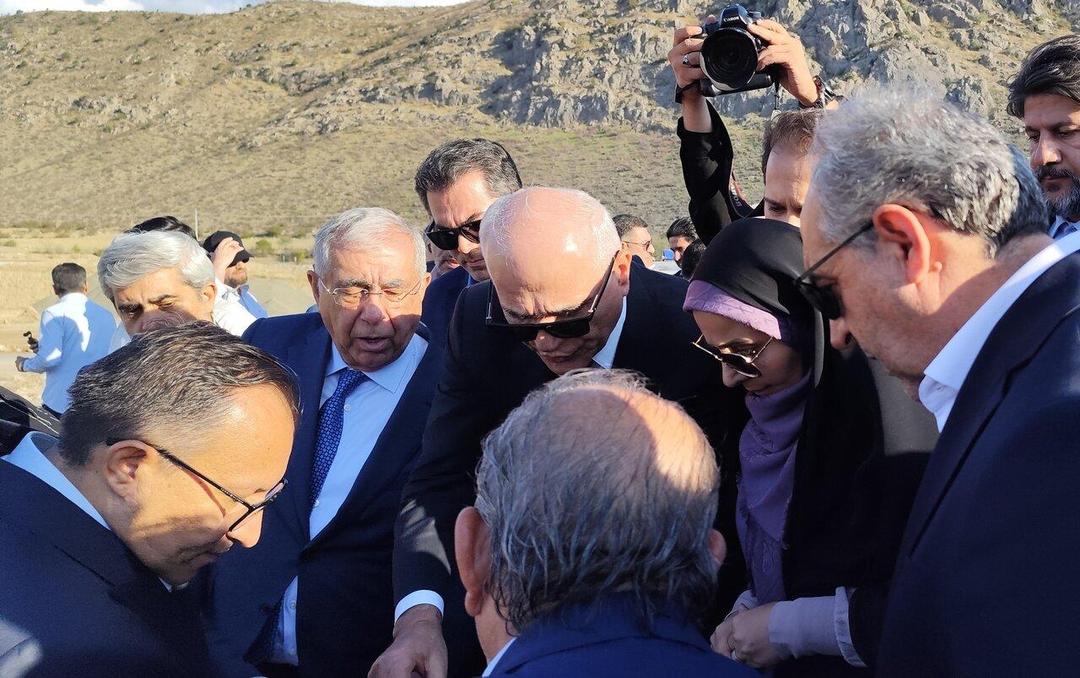 بررسی آخرین وضعیت پل کلاله آق بند با حضور وزیر راه و شهرسازی
