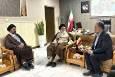 حضور تولیت آستان مقدس مسجد جمکران در فرمانداری/ اهدای پرچم متبرک جمکران به فرماندار قم