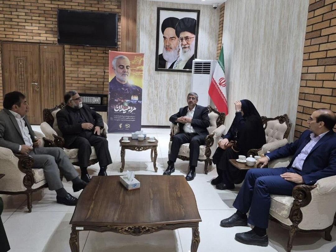 استاندار لرستان خبر داد: تسهیل شرایط سرمایه‌گذاری چینی‌ها در طرح‌های پیشران توسعه لرستان