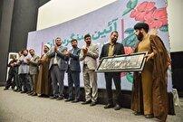 ایران قوی امروز حاصل مجاهدت، ایثار و ابتکار ایرانی‌ها