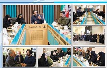 دیدار نویسندگان حوزه دفاع مقدس زنجان با مدیرکل صداوسیمای استان زنجان