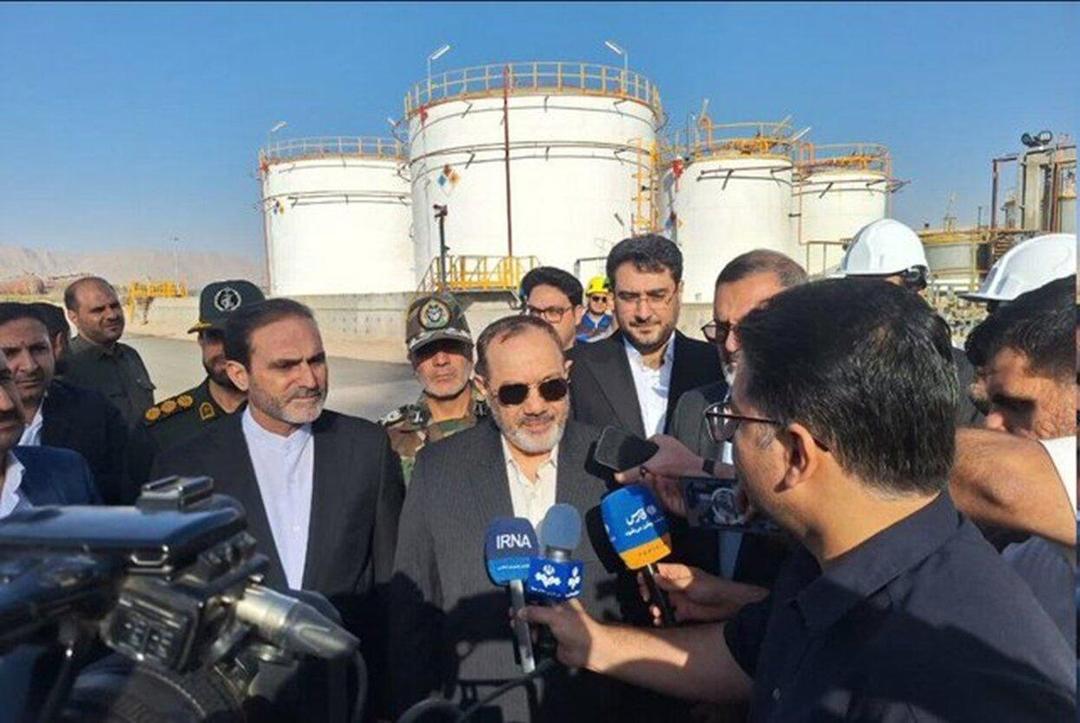 گامی نوین در مسیر توسعه گروه پتروشیمی مارون/ پیش راه اندازی IPA و کلنگ زنی نیروگاه خورشیدی ۱۰۰ مگاواتی با حضور وزیر دفاع