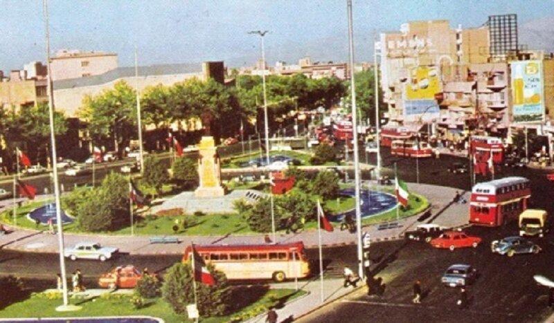 گران‌ترین معامله خودرو در تهران انجام شد! + عکس