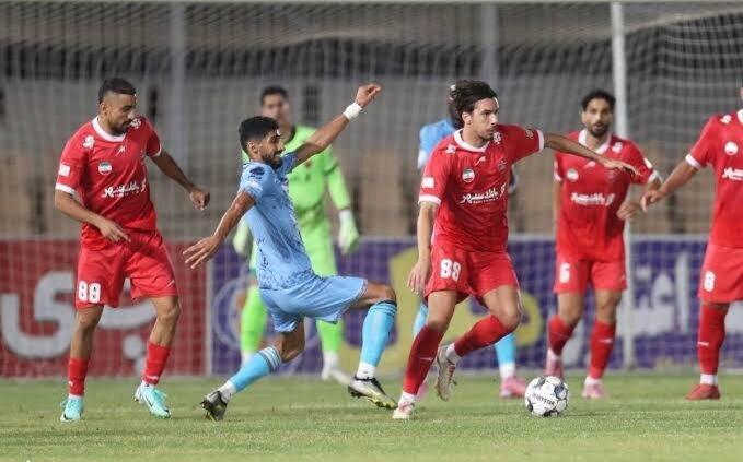 اصرار شدید مدیران پرسپولیس به هاشمیان؛ بگذار گزینه استقلال را بخریم